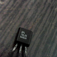 apl-78l05