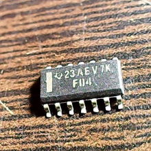 23aev7k-f04