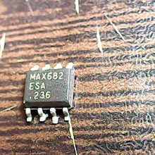max682