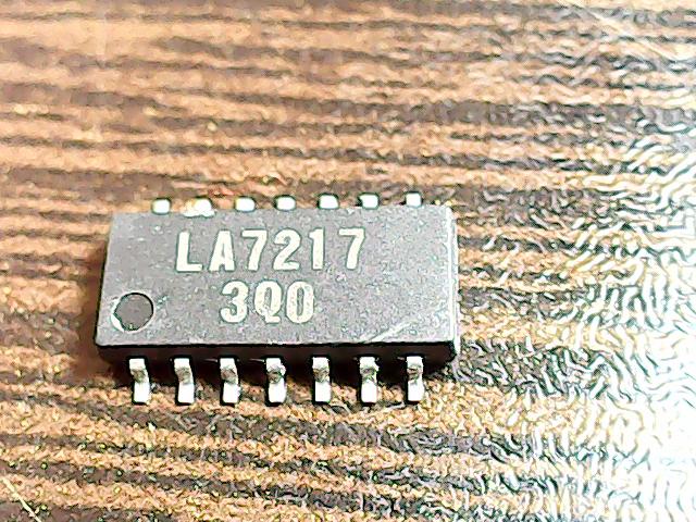 la7217