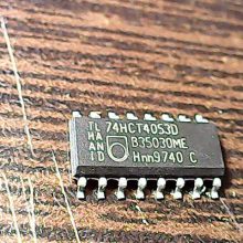74hct4053d