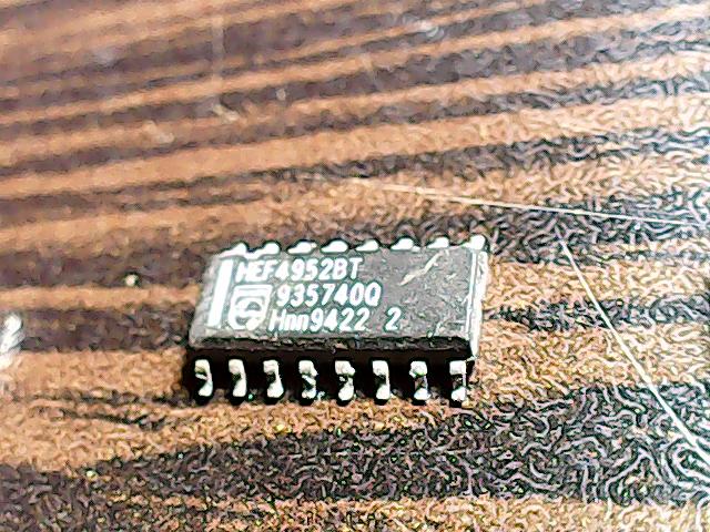hef4952bt