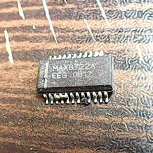 max8722a