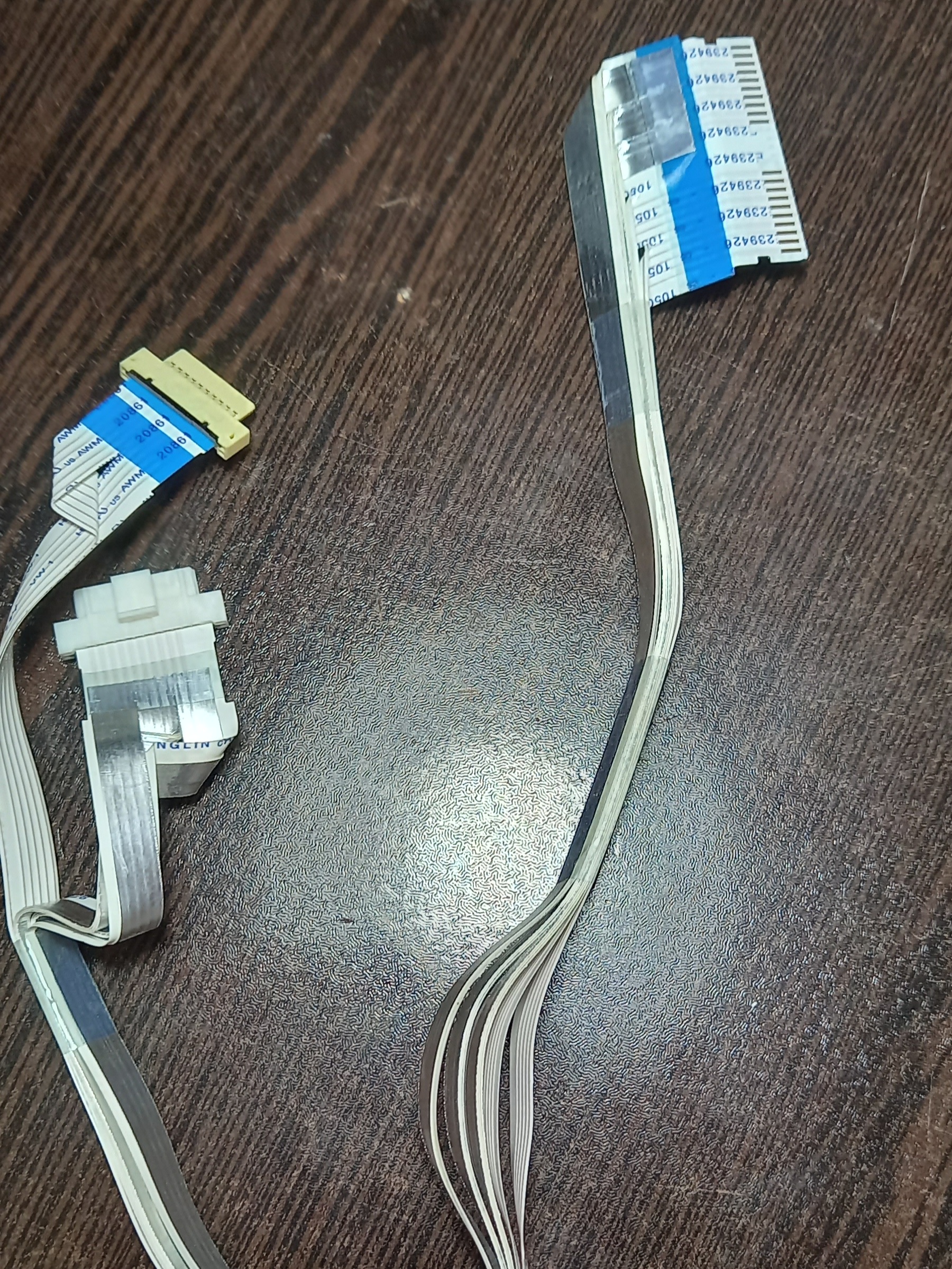فلت مین به پنل 49uj670v